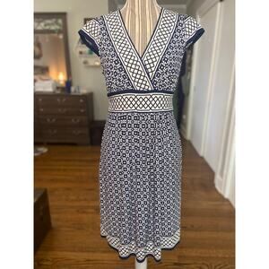City Triangle navy and cream cap sleeve crossover bodice drapey knit dress